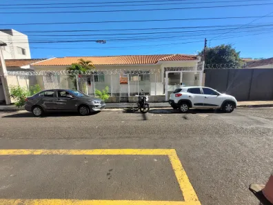 Ponto Comercial para alugar, 186m² no Daniel Fonseca, Uberlândia
