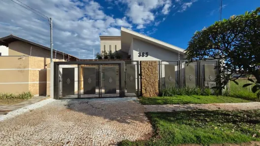 Casa com 1 Quarto à venda, 230m² no Carandá Bosque, Campo Grande