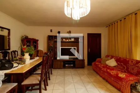 Casa com 3 Quartos à venda, 212m² no Vila Paiva, São Paulo