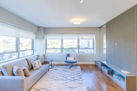 Apartamento com 1 Quarto para alugar, 50m² no Chácara das Pedras, Porto Alegre