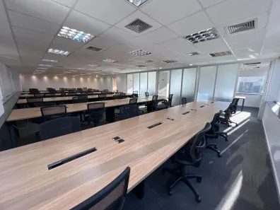 Sala Comercial para alugar, 244m² no Vila Olímpia, São Paulo
