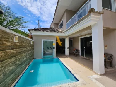 Casa de Condomínio com 4 Quartos para venda ou aluguel, 300m² no Vargem Pequena, Rio de Janeiro