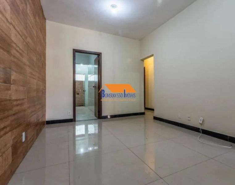Casa com 3 quartos — Santa Amélia, Belo Horizonte