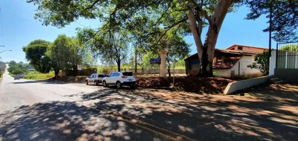 Imóvel Comercial com 3 Quartos à venda, 400m² no Betel, Paulínia