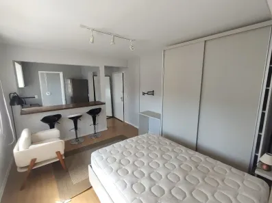 Kitnet com 1 Quarto para alugar, 31m² no Cidade Baixa, Porto Alegre