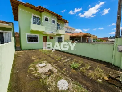 Casa com 2 Quartos para alugar, 64m² no Bela Vista, Palhoça