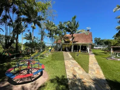 Fazenda/Sítio com 4 Quartos à venda, 1000m² no Jardim das Cerejeiras, Arujá