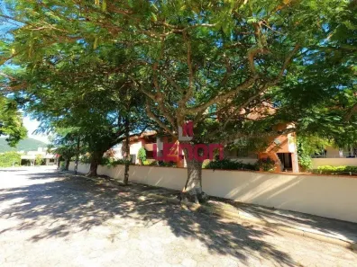 Imóvel Comercial com 32 Quartos à venda, 400m² no Bombas, Bombinhas
