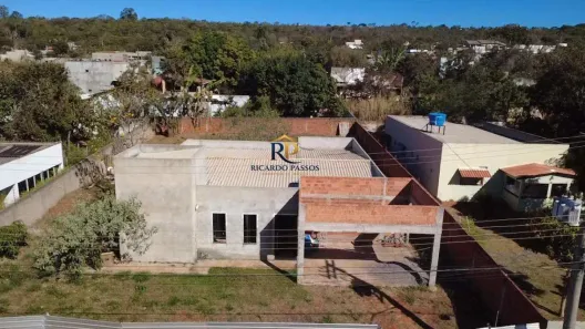 Casa de Condomínio com 3 Quartos à venda, 1000m² no Região dos Lagos, Brasília