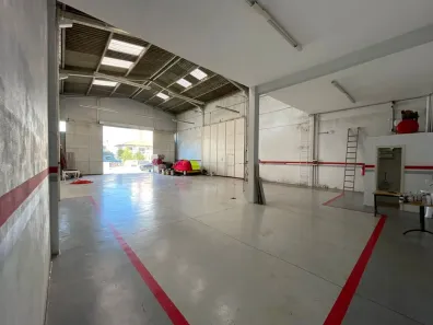 Galpão/Depósito/Armazém para alugar, 320m² no Areias, São José