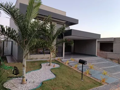 Casa de Condomínio com 3 Quartos à venda, 197m² no Jardins Nápoles, Senador Canedo