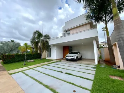 Casa de Condomínio com 4 Quartos para alugar, 274m² no Jardim Itália, Cuiabá