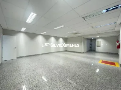 Ponto Comercial para alugar, 155m² no Santa Efigênia, Belo Horizonte