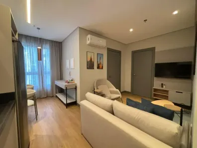 Flat com 1 Quarto à venda, 40m² no Meia Praia, Itapema