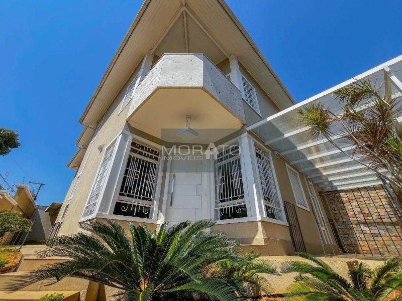 Casa com 5 quartos — Dona Clara, Belo Horizonte