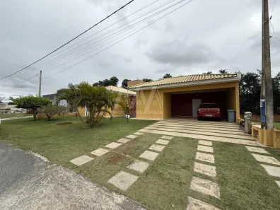Casa de Condomínio com 3 Quartos à venda, 220m² no , Araçoiaba da Serra