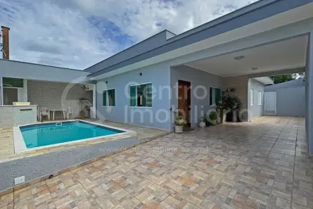 Casa com 3 Quartos à venda, 145m² no Parque Turistico, Peruíbe