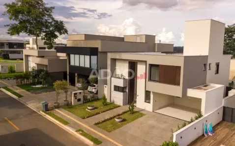 Sobrado com 3 Quartos à venda, 283m² no Residencial Goiânia Golfe Clube, Goiânia