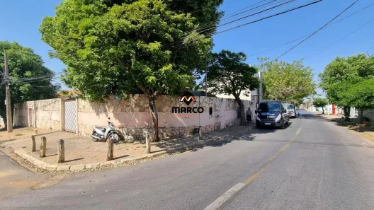 Imóvel Comercial com 3 Quartos para alugar, 586m² no Cidade Alta, Cuiabá