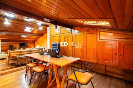 Sobrado com 3 Quartos à venda, 254m² no Vila Alzira, Santo André