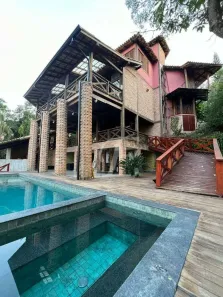 Casa com 3 Quartos à venda, 280m² no Caraguatá, Mairiporã