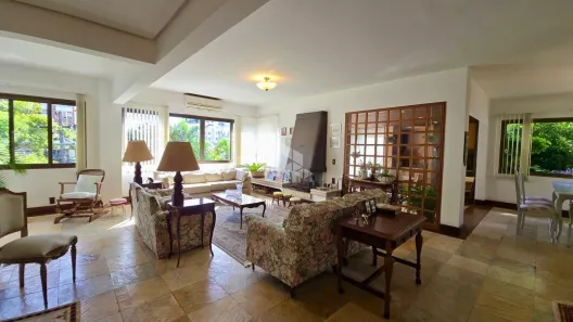 Apartamento com 3 Quartos à venda, 201m² no Mont Serrat, Porto Alegre