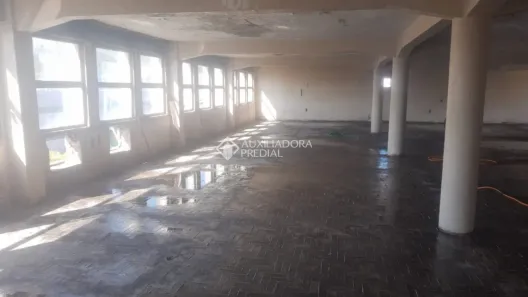 Prédio Comercial para alugar, 1508m² no Floresta, Porto Alegre