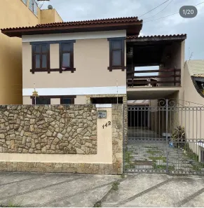 Casa com 3 Quartos à venda, 272m² no Parque Aurora, Campos dos Goytacazes
