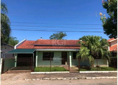 Casa com 3 Quartos à venda, 401m² no Camobi, Santa Maria