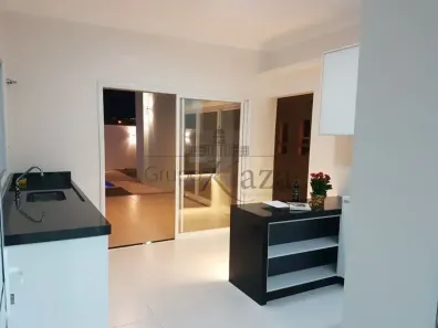 Sobrado com 4 Quartos à venda, 251m² no Urbanova VII, São José dos Campos
