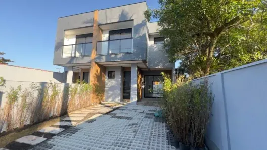 Casa com 3 Quartos à venda, 159m² no Campeche, Florianópolis