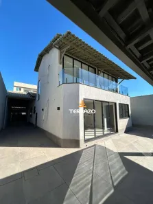 Casa com 4 Quartos à venda, 298m² no Vila Mury, Volta Redonda