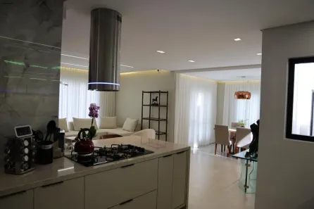 Sobrado com 4 Quartos à venda, 168m² no Portão, Curitiba