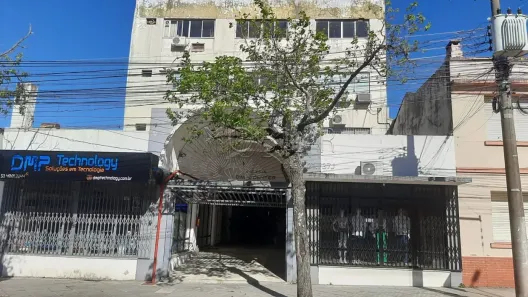 Imóvel Comercial para alugar, 15m² no Centro, Bagé