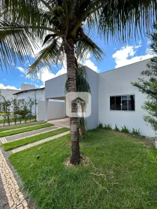 Casa de Condomínio com 3 Quartos à venda, 167m² no Jardim Holanda, Uberlândia