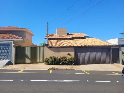 Casa com 3 Quartos para alugar, 380m² no Jardim Yolanda, São José do Rio Preto
