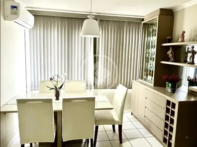 Apartamento com 3 Quartos à venda, 80m² no Capoeiras, Florianópolis