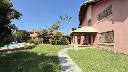 Casa com 6 Quartos à venda, 625m² no Imbé, Imbé