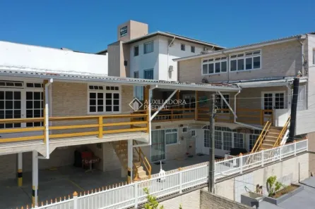 Imóvel Comercial com 13 Quartos à venda, 280m² no Pinheira, Palhoça