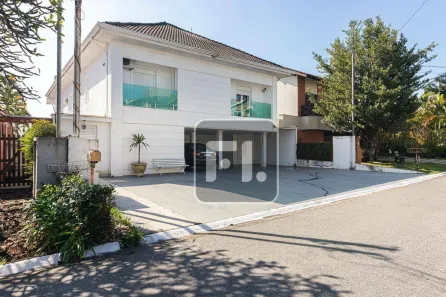 Casa de Condomínio com 4 Quartos para venda ou aluguel, 348m² no Alphaville, Santana de Parnaíba