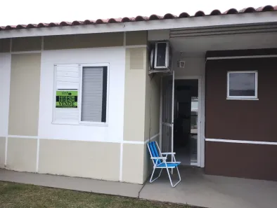 Casa de Condomínio com 2 Quartos à venda, 50m² no Três Vendas, Pelotas