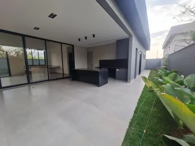 Casa de Condomínio com 3 Quartos à venda, 239m² no Jardim Botânico, Uberlândia