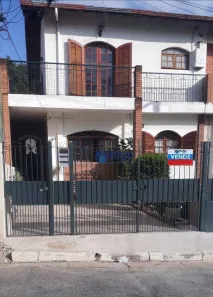 Sobrado com 3 Quartos à venda, 247m² no Vila Nivi, São Paulo