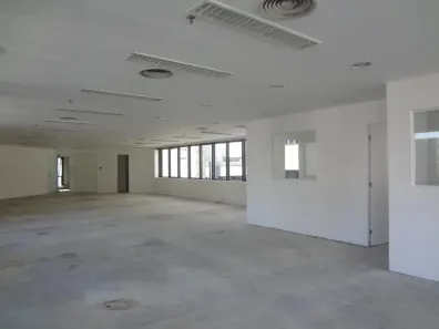 Sala Comercial para alugar, 223m² no Cidade Monções, São Paulo