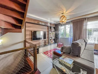 Casa de Condomínio com 3 Quartos à venda, 235m² no Pedra Redonda, Porto Alegre