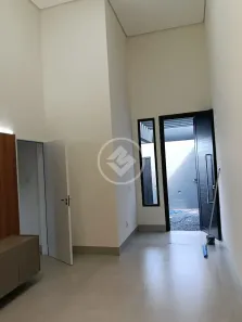 Casa com 3 Quartos à venda, 134m² no Novo Mundo, Uberlândia