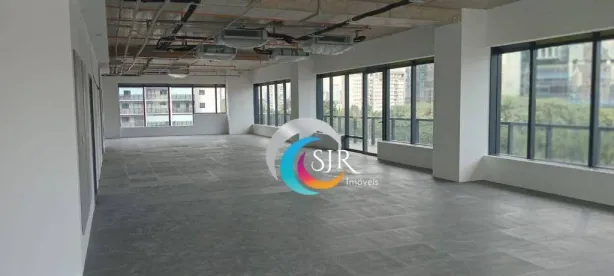 Sala Comercial para alugar, 370m² no Vila Olímpia, São Paulo