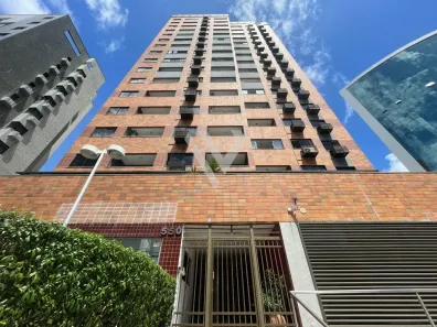 Apartamento com 2 Quartos para alugar, 83m² no Meireles, Fortaleza