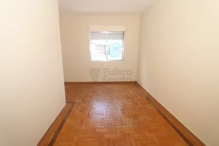 Apartamento com 2 Quartos para alugar, 60m² no Centro, Pelotas