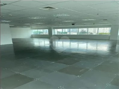Sala Comercial para alugar, 246m² no Jardim Paulistano, São Paulo